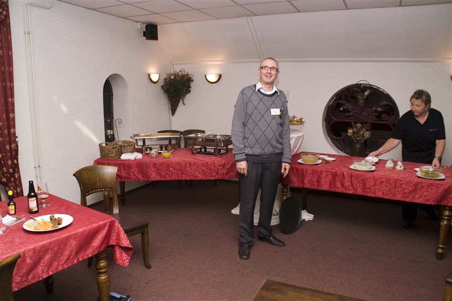 De Reünie - Ad Jansen  (andere pose)